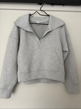 Women's Heather Grey Half-Zip Pullover Sweatshirt